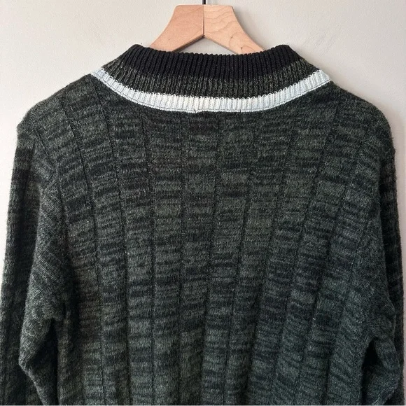 Milwaukee Knits Vintage 50s 60s  Sz M Wool Orlon Sweater Pockets Cricket Vneck - Picture 9 of 15
